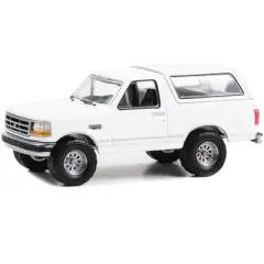 1993 Ford Bronco XLT Oxford White "Hobby Exclusive" Series 1/64 Diecast Model Car by Greenlight