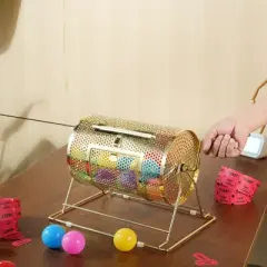 VEVOR Raffle Drum,Holds 2500 Tickets or 100 Ping Pong Balls, Metal Lottery Spinning Drawing with Wooden Turning Handle