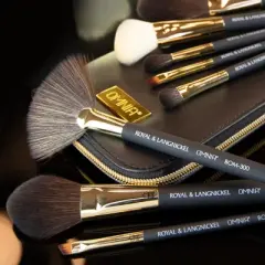 OMNIA Brush Professional 9pc Travel Gold Makeup Brush Set, Includes Zip Case