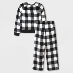 Girls' 2pc Plaid Cozy Pajama Set - Cat & Jack&trade;