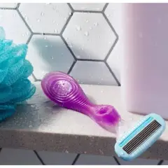 Moisture Care with Shea Butter Razor with 2 Refill Blade Cartridges