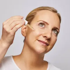 Botanics All Bright Brightening Bi-Phase Facial Oil - 0.84 fl oz