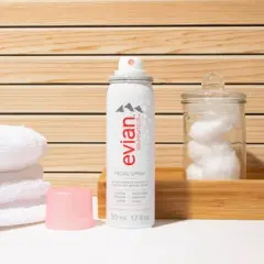 Evian Brumisateur Moisturizing Facial Spray