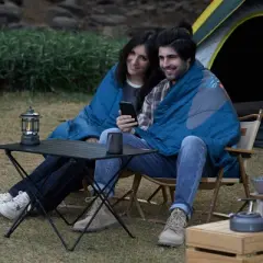 VEVOR Camping Blanket, Large Warm Wearable Stadium Blanket, Waterproof & Windproof, Polyester Fiber, Flame Retardant, 75" x 52", Printed