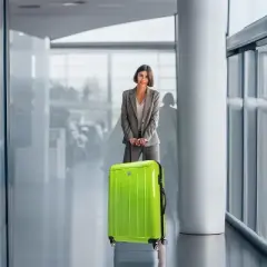 World Traveler Contour 24-Inch Lightweight Polycarbonate Hardside Expandable Spinner Luggage with TSA Lock