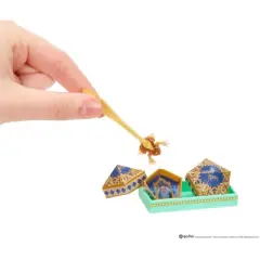 MGA's Miniverse Make It Mini Honeydukes Harry Potter: Polypropylene Mini Figure with Accessory Pieces