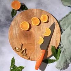SEVOBAL Serving Platters Froggy Round Wooden Platter, Whimsical Serving Board for Elegant Entertaining, Family Parties, Brown, 13.75"*13.75"*1"