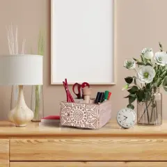 Mela Artisans Wooden Spinning Pen Holder (White)