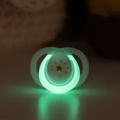 Tommee Tippee Night Pacifier 6-18m - White and Gray - 6pk