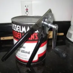 Commercial Oneida Easy Crank Can Opener Heavy Duty - Ergonomic Design,Black