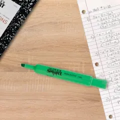 School Smart Tank Style Highlighters, Chisel Tip, Green, Pack of 12