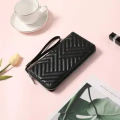 FATMOON RFID Women&rsquo;s Wallet - Large Capacity Vegan Leather Clutch Purse with Detachable Wristlet for Everyday Use,Travel,and Commuting