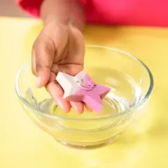 Kinetic Sand Splash 1.5lb White to Pink Sand