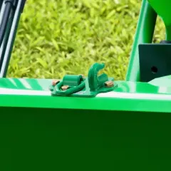 VEVOR 3/8" Tractor Bucket Hooks with Tie Down Ring, Grade 70 Forged Steel 2 Pack Bolt-On Grab Hook with Back Plates Work Well, Green