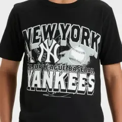 Boys' New York Yankees Oversized Short Sleeve Graphic T-Shirt - Black