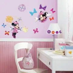 Minnie Bow-Tique Peel and Stick Wall Decal