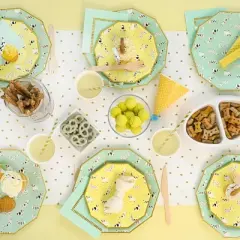 Hot Diggity Dog Large Plates (10 per pack)