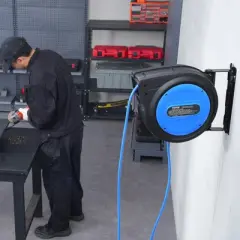 VEVOR Retractable Extension Cord Reel, 80 FT, Heavy Duty 12AWG/3C SJTOW Retractable Power Cord with Lighted Triple Tap Outlet, Black