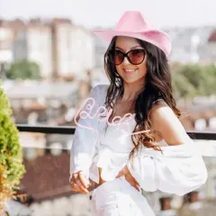 Zodaca 4-Pack Pink Cowboy Hats for Girls - Cute Velvet Cowgirl Hats for Costume, Dress Up Party (Adult Size)