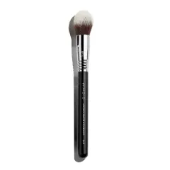 Sigma Beauty F79 Concealer Blend Kabuki&trade; Brush