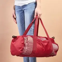 Zodaca 2-Pack Zippered Mesh Duffle Bag with Shoulder Strap and 2 Handles, 600D Polyester Breathable 19x10-Inch Sports Duffle Bag, Red and Blue