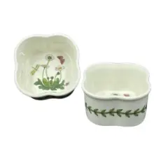 Portmeirion Botanic Garden 3.5" Scallop Ramekin (Set of 2) - Daisy Motif, Fine Porcelain Mini Bowls, Dishwasher, Microwave, Freezer, Oven Saf
