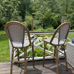 PURPLE LEAF 2-Pack Grey Rattan Bar Stools &uml;C 25" Counter Height, Chic for Kitchen & Patio