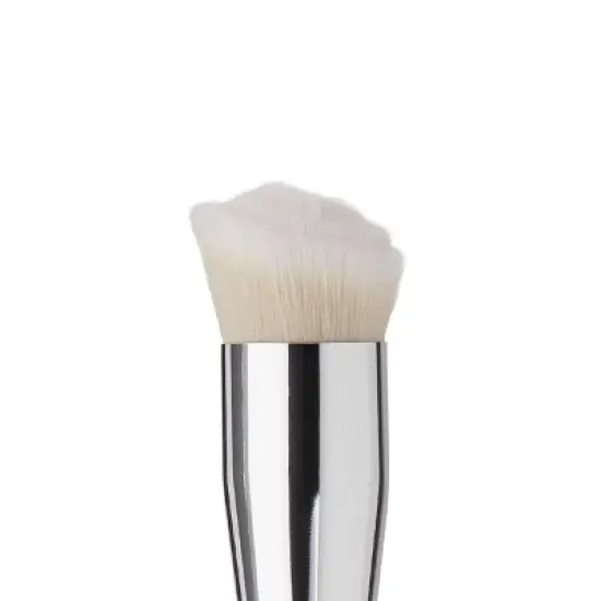 e.l.f. Percision Foundation Swirl Brush image {1}
