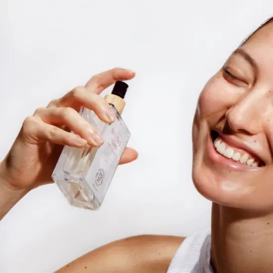 Set The Tone Hydrating Rose Mist Toner, The Organic Skin Co, 3.4 fl oz image {1}