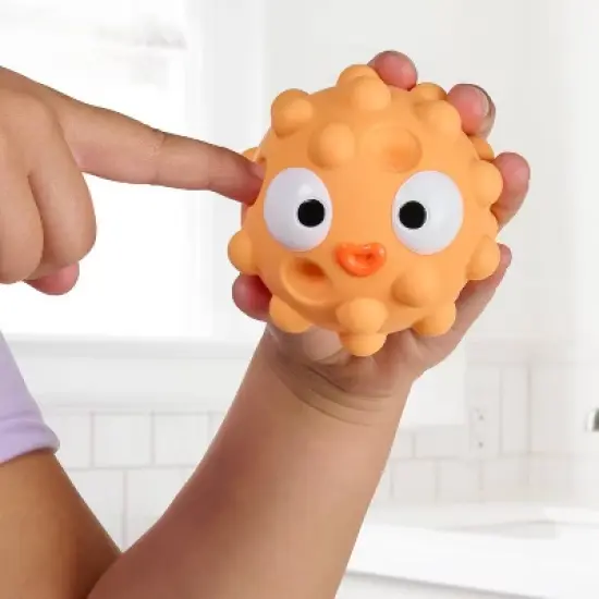 Baby Shark Sensory Fun Friends Bath Toy - 3pk image {3}