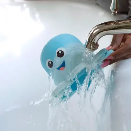 Baby Einstein Ocean Explorers Opus's Stack & Stream Sensory Stacking Cups image {4}