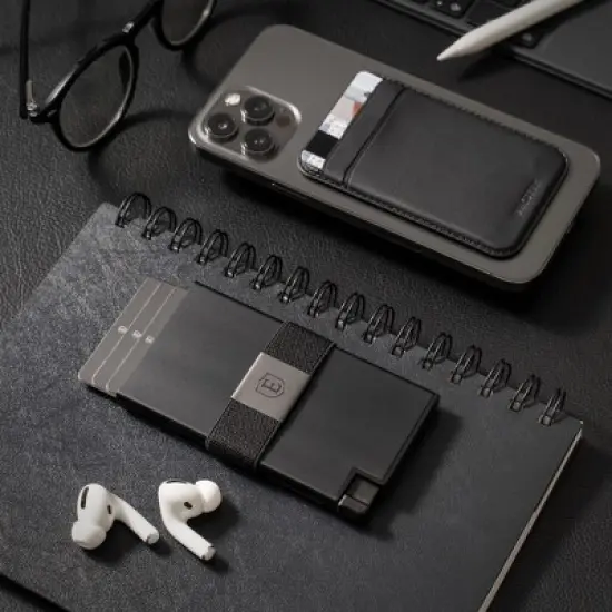 Ekster Cardholder image {1}