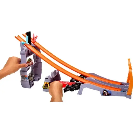 Hot Wheels RacerVerse Star Wars Grogu's Great Race Track Set image {4}