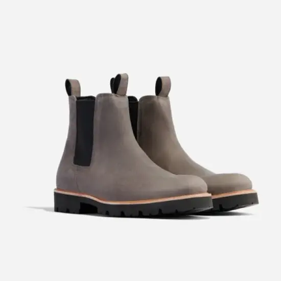 Nisolo Sustainable Men's Go-To Chelsea Boot image {2}