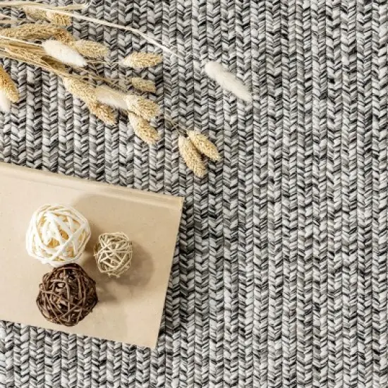 nuLOOM Idina Casual Scalloped Indoor/Outdoor Area Rug image {5}