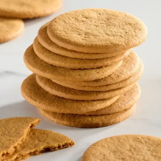 Nyakers Gingersnaps Tin 26.45 oz. image {1}