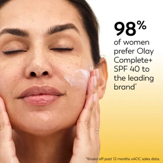 Olay Complete Plus Face Lotion with Sunscreen - SPF 40 - 6 fl oz image {9}