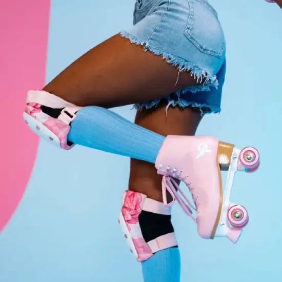 Prettyfly Womens' Retro Quad Skates Vegan Leather image {5}