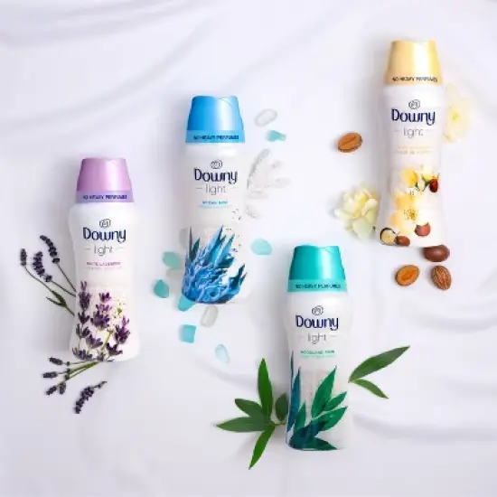 Downy Light Ocean Mist Laundry Scent Booster Beads for Washer with No Heavy Perfumes image {10}