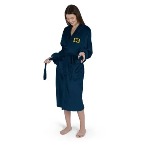 NCAA Michigan Wolverines Silk Touch Robe Small/Medium image {1}