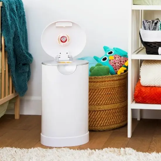 Munchkin PAIL Diaper Pail, Powered by Arm & Hammer image {3}
