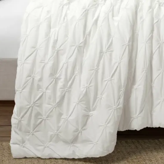 Lush Decor 3pc Arvelo Pintuck Comforter Bedding Set image {3}