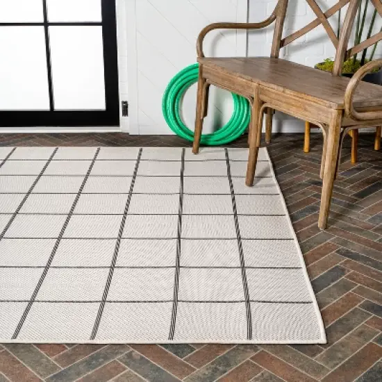 Grid Modern Squares Indoor/Outdoor Area Rug - JONATHAN Y image {3}