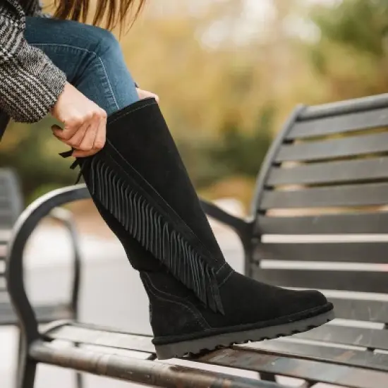 Bearpaw Women's Tamara Boots image {7}