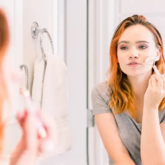 Beauty by Earth Rose Quartz Face Roller Skin Care Tools, Face Massager Roller image {8}