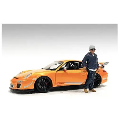 "Car Meet 1" Figurine IV for 1/18 Scale Models by American Diorama image {2}