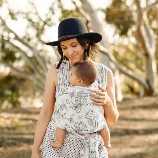 Moby Disney Princess Wrap Baby Carrier - Ariel image {3}