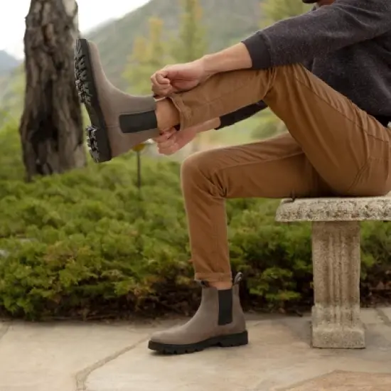 Nisolo Sustainable Men's Go-To Chelsea Boot image {4}
