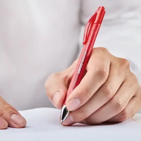 Staples Sonix Retractable Gel-Ink Pens Medium Point Red Dozen (13562-CC) 651255 image {4}