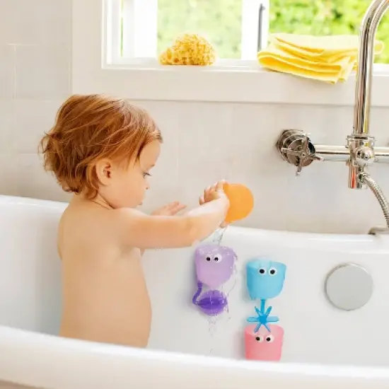 Munchkin Falls Toddler Bath Toy image {1}